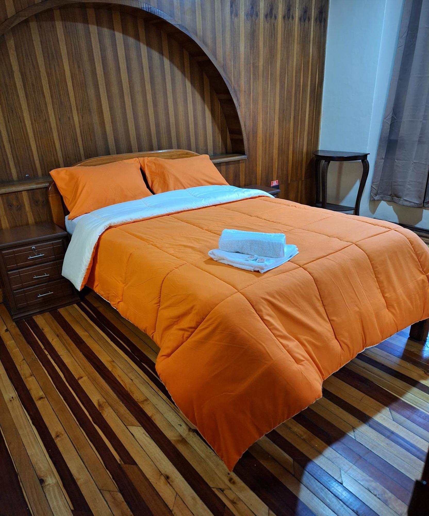 Hotel The Travel House à Quito Extérieur photo