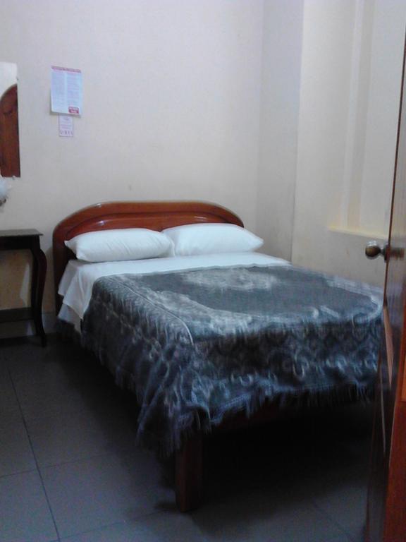 Hotel The Travel House à Quito Extérieur photo