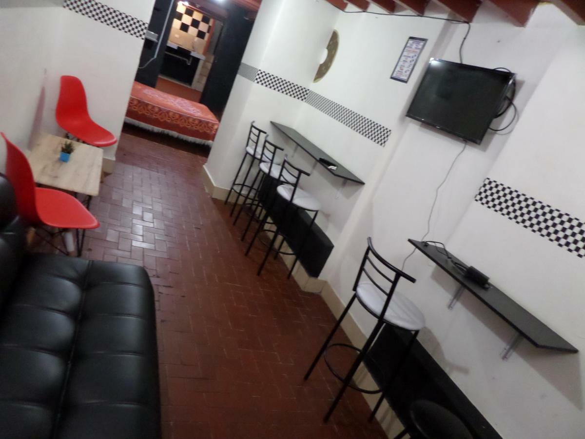 Hotel The Travel House à Quito Extérieur photo